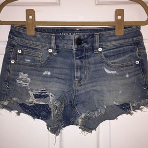 jean shorts !